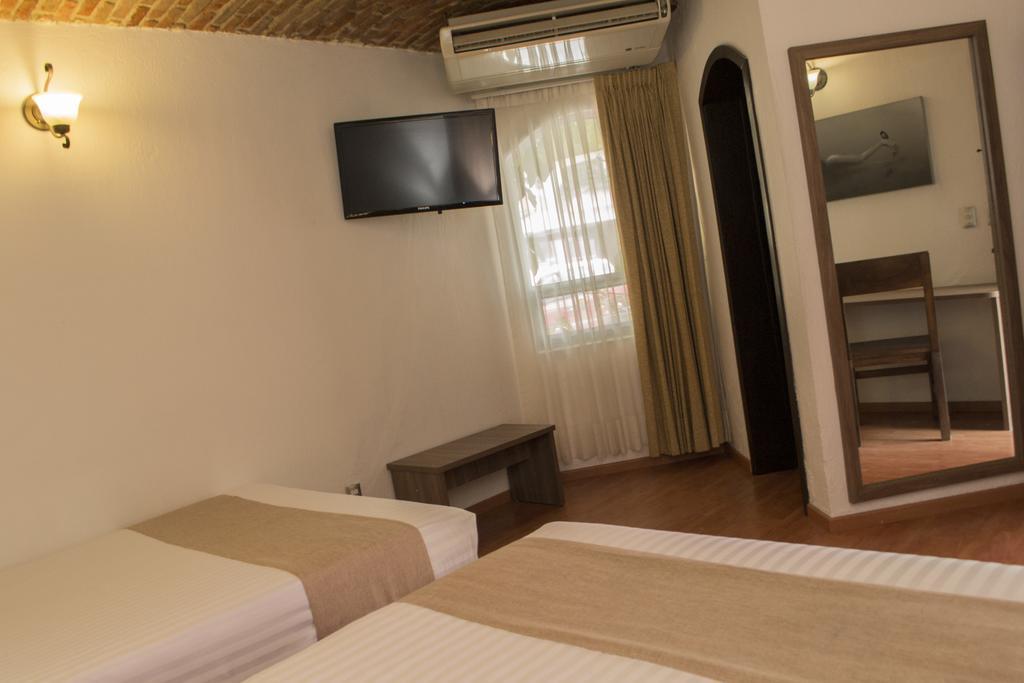 גואדלחארה Hotel Villa Del Sol Expo מראה חיצוני תמונה