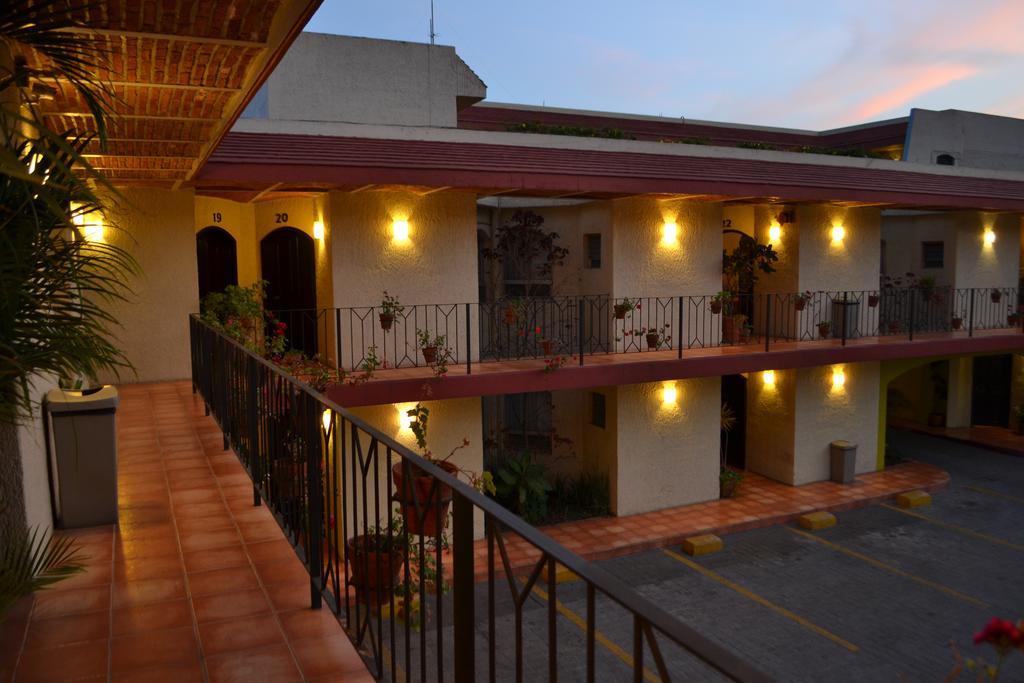 גואדלחארה Hotel Villa Del Sol Expo מראה חיצוני תמונה