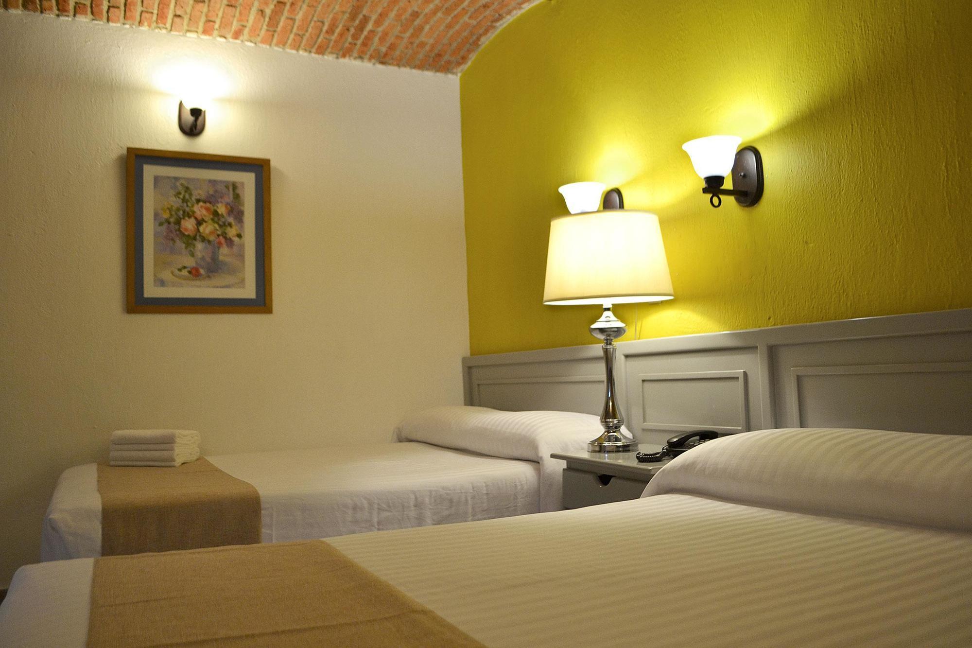 גואדלחארה Hotel Villa Del Sol Expo מראה חיצוני תמונה