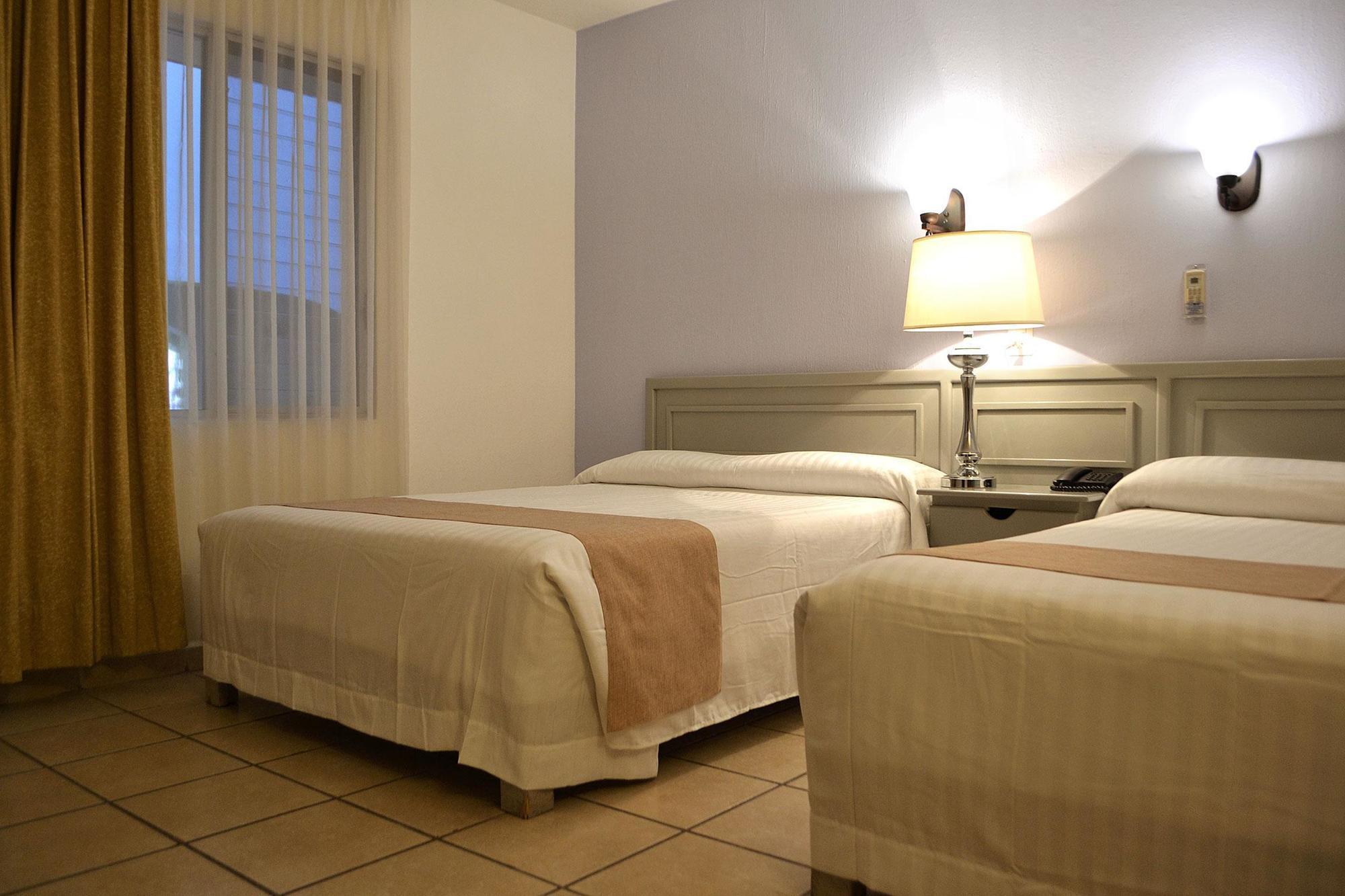 גואדלחארה Hotel Villa Del Sol Expo מראה חיצוני תמונה