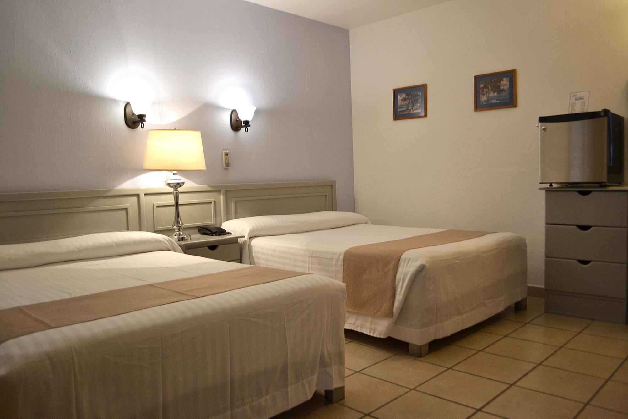 גואדלחארה Hotel Villa Del Sol Expo מראה חיצוני תמונה