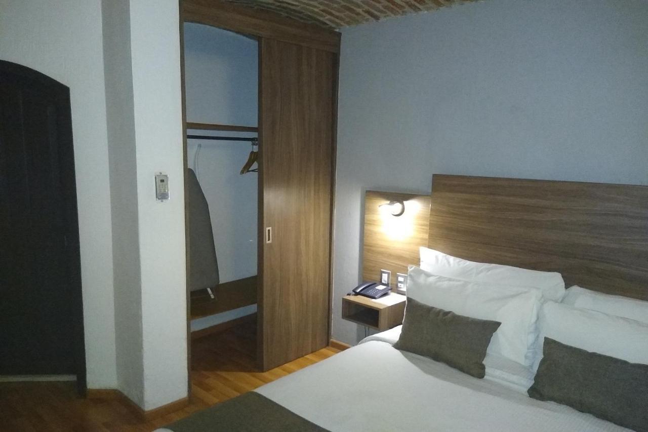 גואדלחארה Hotel Villa Del Sol Expo מראה חיצוני תמונה